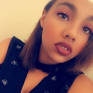 Meet your Posher, Brianna